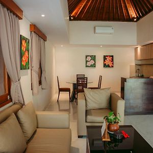 One Bedroom Villa Indoor Living Room