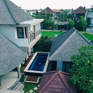 Three-Bedroom Villa Private Pool